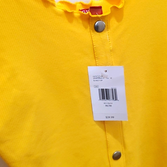 Guess sleeveless summer tee - Picture 5 of 6